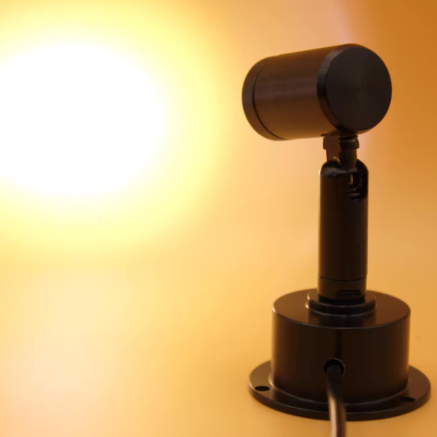 Adjustable USB Powered Mini LED Spotlight, Directional Focus Lighting For Miniature Scenes And Collectible Displays Light